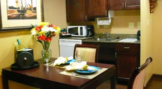 Полулюкс Homewood Suites by Hilton Davidson