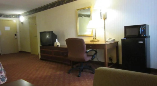 Governor's Inn & Suites, Book Hotel Memphis Tennessee