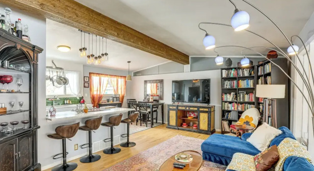 Коттедж 10 Mi to Red Rocks: Denver Home w/ Fire Pit!