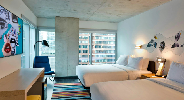 Aloft by Marriott Chicago Mag Mile