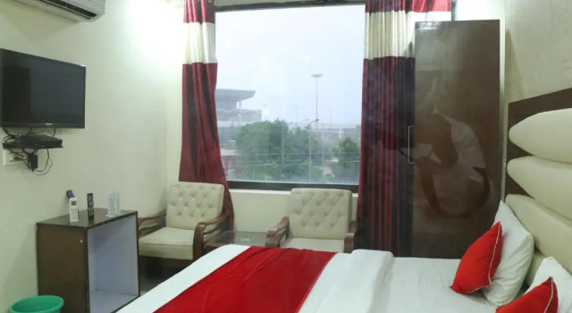Номер Deluxe Отель Eurasia Mohali International Airport
