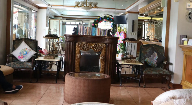 Golden Pine Hotel