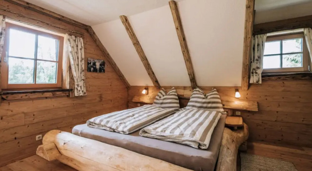 Webertonihutte Modern Retreat