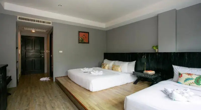 Трёхместный номер Standard с балконом и с красивым видом из окна JALMIN Hotel Samui