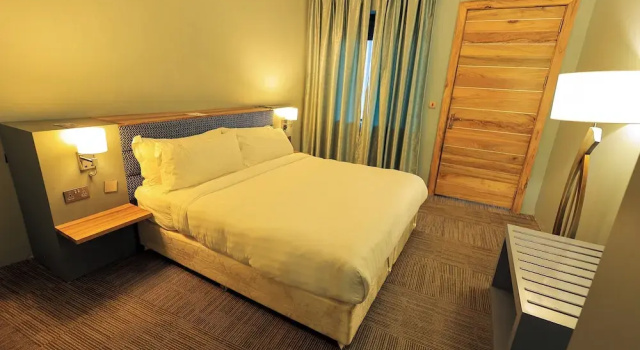 Апартаменты Deluxe с 2 комнатами с балконом и с видом на озеро Aquarius Kigo Resort