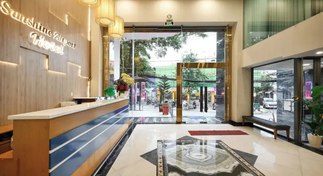 Sunshine Airport Hotel
