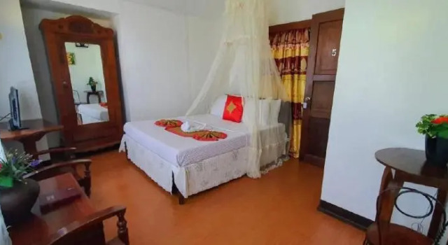 Двухместный номер Standard RedDoorz @ Evangeline Beach Resort