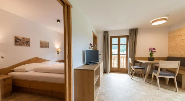 Апартаменты с балконом Residence Edelweiss