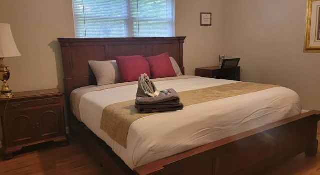 The Kings Retreat, Book Hotel Hoteller i Union City med parkering, Parkering