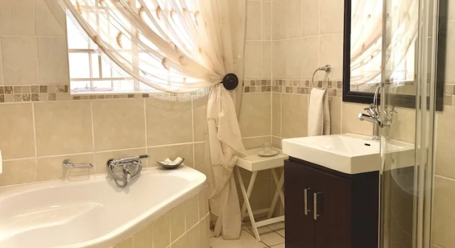 Двухместный номер Deluxe La Barune Guest House