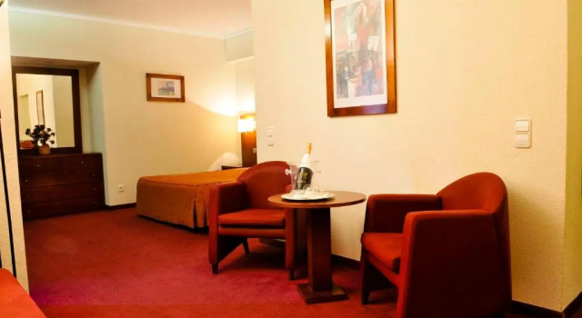 Семейный номер Standard Hotel Samasa Fundao