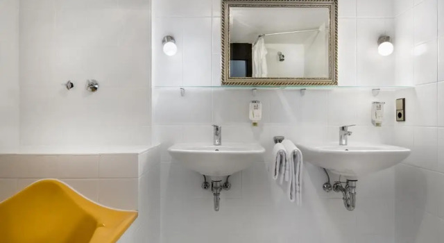 Апартаменты с балконом Hotel Strohgäu