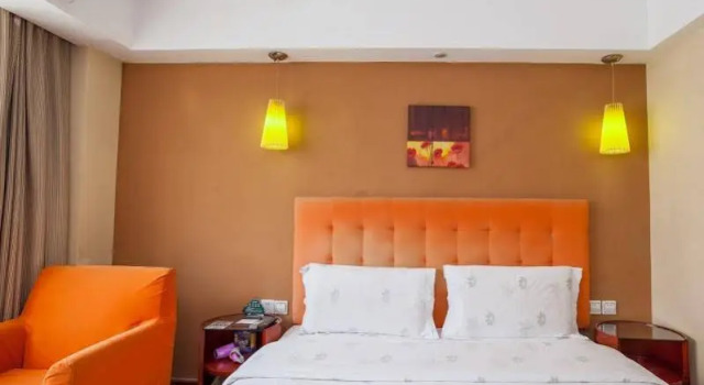 GreenTree Alliance Sichuan Chengdu Wenshuyuan Subway Station Hotel, Rezerwuj Hotel Hotele w Qingyang z parkingiem, Parking