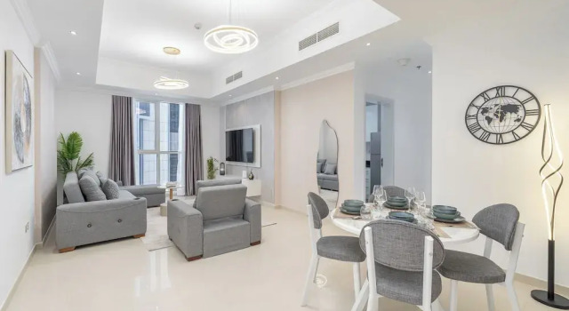Апартаменты Comfort Heaven Crest Vacation Homes Downtown - Studio, 1, & 3 Bedroom Suites 2 minute walk to Dubai Mall and Burj Khalifa