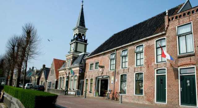 Logement De witte klok, Prenota Hotel Oude Bildtzijl Frisia