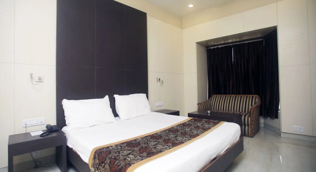 OYO 16806 Hotel Mansar, Забронировать Отель Отели Джамму 3 звезды, 3*