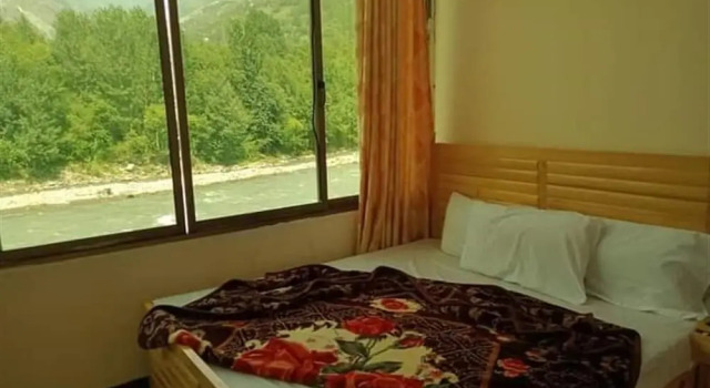 Pameer Continental Hotel and Restaurant
