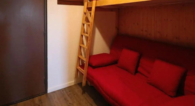 Appartement Montvalezan-La Rosière, 1 pièce, 6 personnes - FR-1-398-513, Забронировать Апартаменты/квартира Отели Ла-Розьер с парковкой, рядом с Горнолыжный курорт Ла Розьер, Парковка