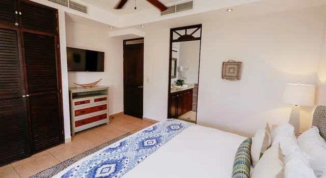 Номер Luxury BE 1A Absolute 2BR Oceanfront Luxury Condo
