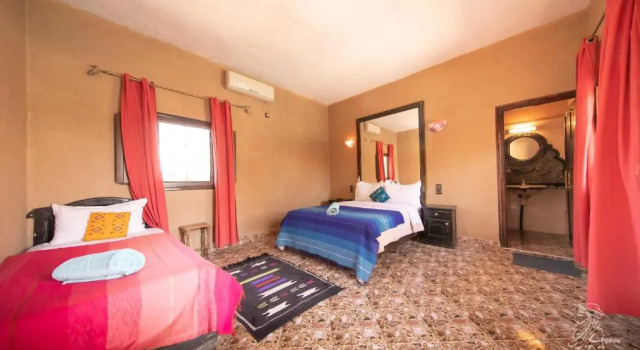 L'Homme du Désert, Rezervovat Hotel Hotely v Meknes-Tafilalet s parkováním, Parkování