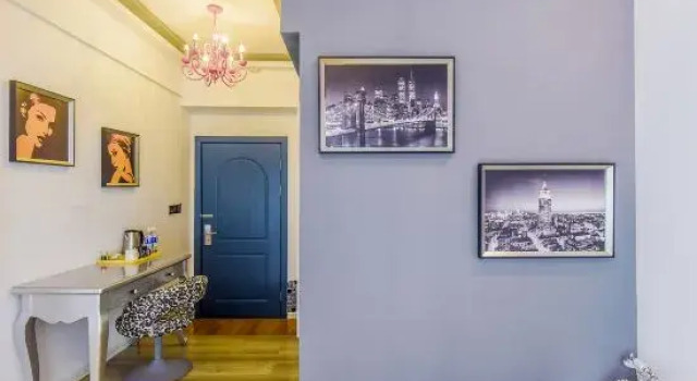 Chongqing Muyunsi Hotel (Chongqing Jiefangbei Pedestrian Street)