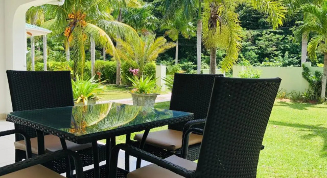 Апартаменты La Modestie Guest House 