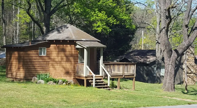 Четырёхместный номер Standard с видом на горы Pisgah View Ranch