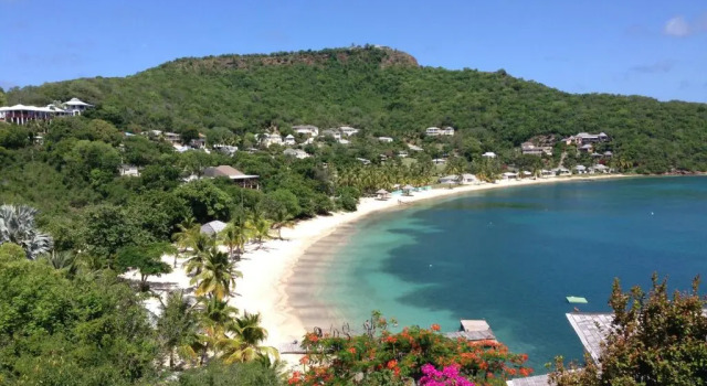 Вилла Blue Moon Antigua