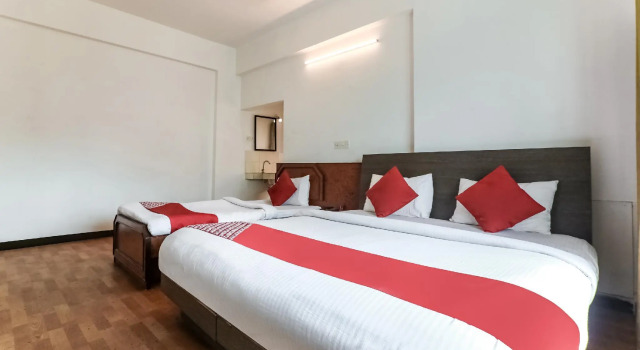 OYO 70860 Hotel Mps Residential Tower, Забронировать Отель Отели Тируппур с завтраком, Завтраки