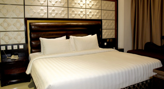 Полулюкс Prime Asia Hotel