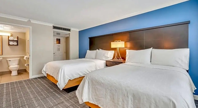 Номер Standard Staybridge Suites Savannah Historic District by IHG