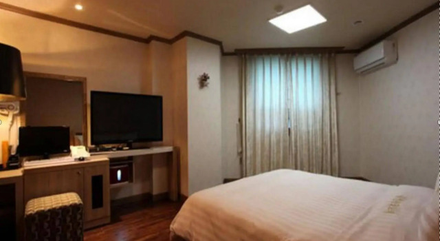 Chuncheon Tourist Hotel, Забронировать Отель СПА-отели Чхунчхон, рядом с Западный рынок в Чхунчхоне, SPA-услуги