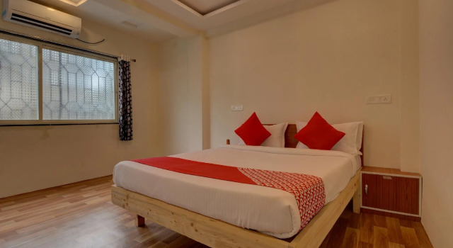 OYO 47178 Pakko Inn, Забронировать Отель Отели штата Махараштры 3 звезды, 3*