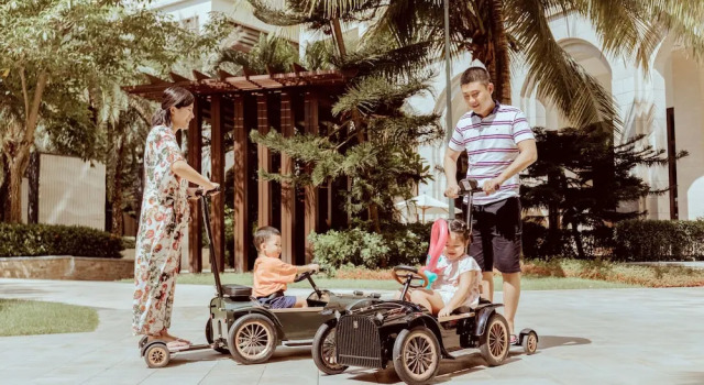 Четырёхместный номер Standard с балконом Sheraton Sanya Haitang Bay Resort