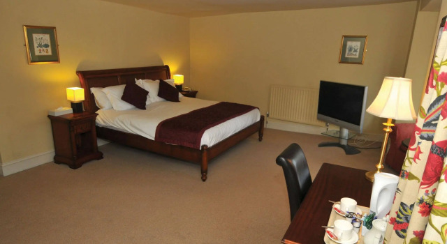 The King's Arms, Book Hotel Dorchester 