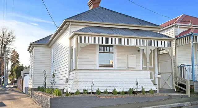 Charming 2-bed House in North Hobart, 预订 公寓 霍巴特 荷巴特及其周边