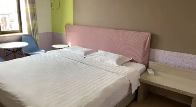Mei Orange impression apartment