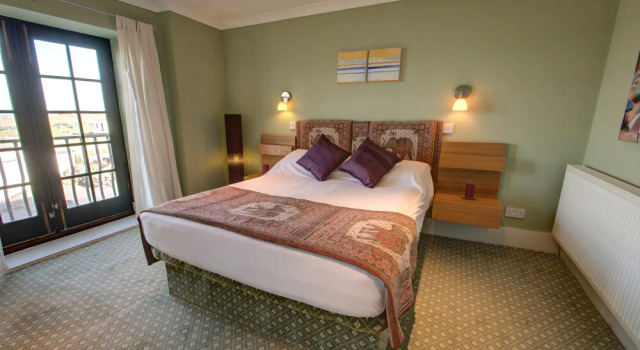 Plasmorfa Hotel, Book Hotel Llanon Ceredigion