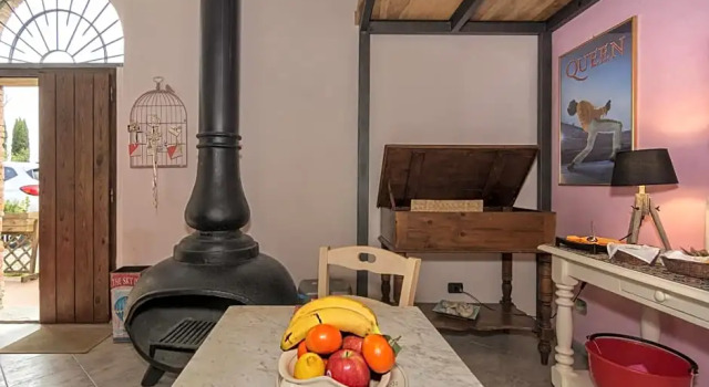 Bed And Breakfast Queen