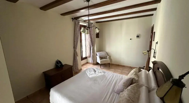 Hotel De La Villa, Book Hotel Hotels in Aragon with Parking, Parking
