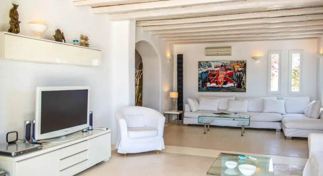 Newly-Built Private Luxury Villa