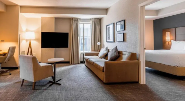 Двухместный люкс с 2 комнатами Residence Inn by Marriott Halifax Downtown