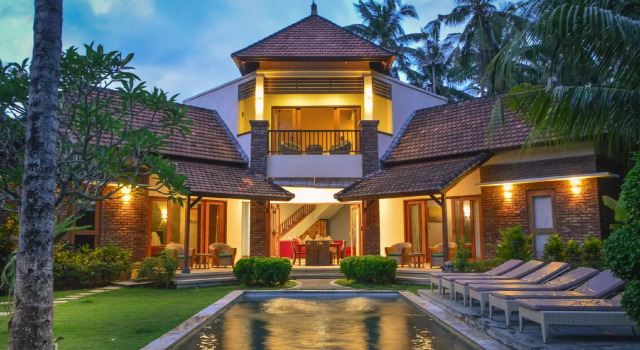 Villa Kelapa Candidasa, Забронировать Вилла Отели провинции Бали с завтраком, Завтраки