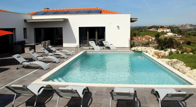 Spacious Villa in Salir de Mato With Private Pool, Terrace, Rezerwuj Willa Wille w Centro Region, Willa
