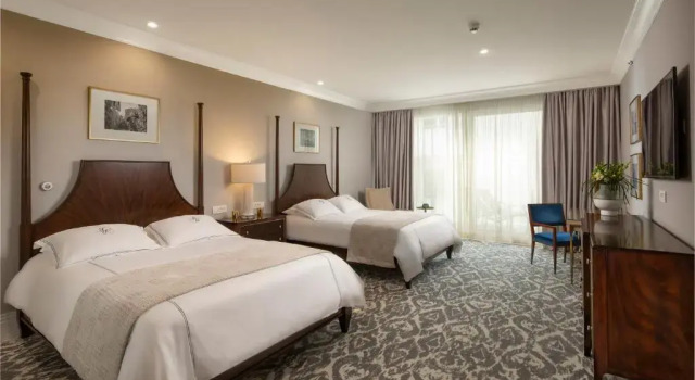 Семейный номер Deluxe с балконом Royal Blue Hotel