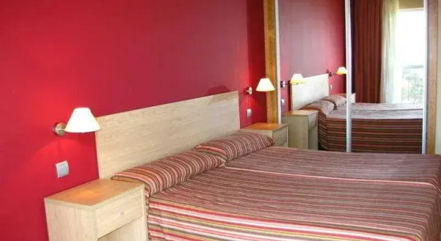 Apartamentos Mar Rovacias, Varaa Huoneisto Comillas Cantabria Coast