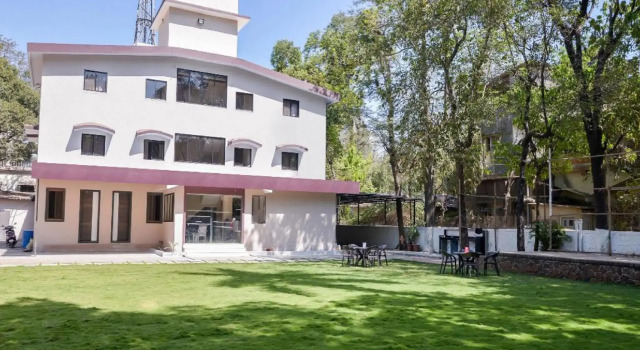 Номер Standard Hotel Mangal Residency Lonavala !! 600 Mts From Lonavala Railway Station !! Couple Friendly !!