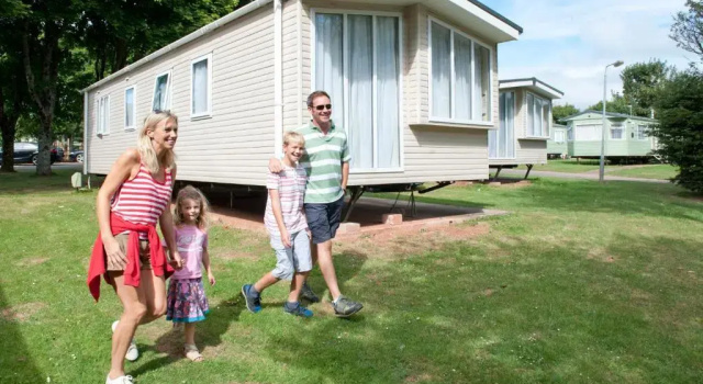 South Bay Holiday Park, Varaa Lomakeskus Lomahotellit kohteessa Brixham, Lomakeskus