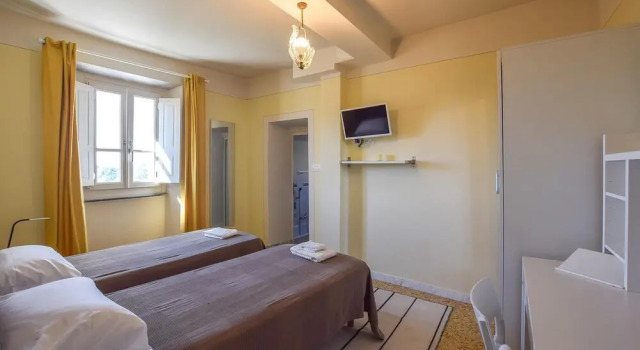 5 Bedroom Amazing Home In Fabbiano, Buchen Sie Hotel Seravezza Versilia