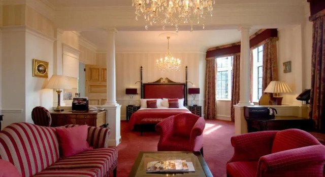 Pennyhill Park Hotel and Spa, Забронировать Курортный отель Курортные отели Западного Суссекса, Курортный отель